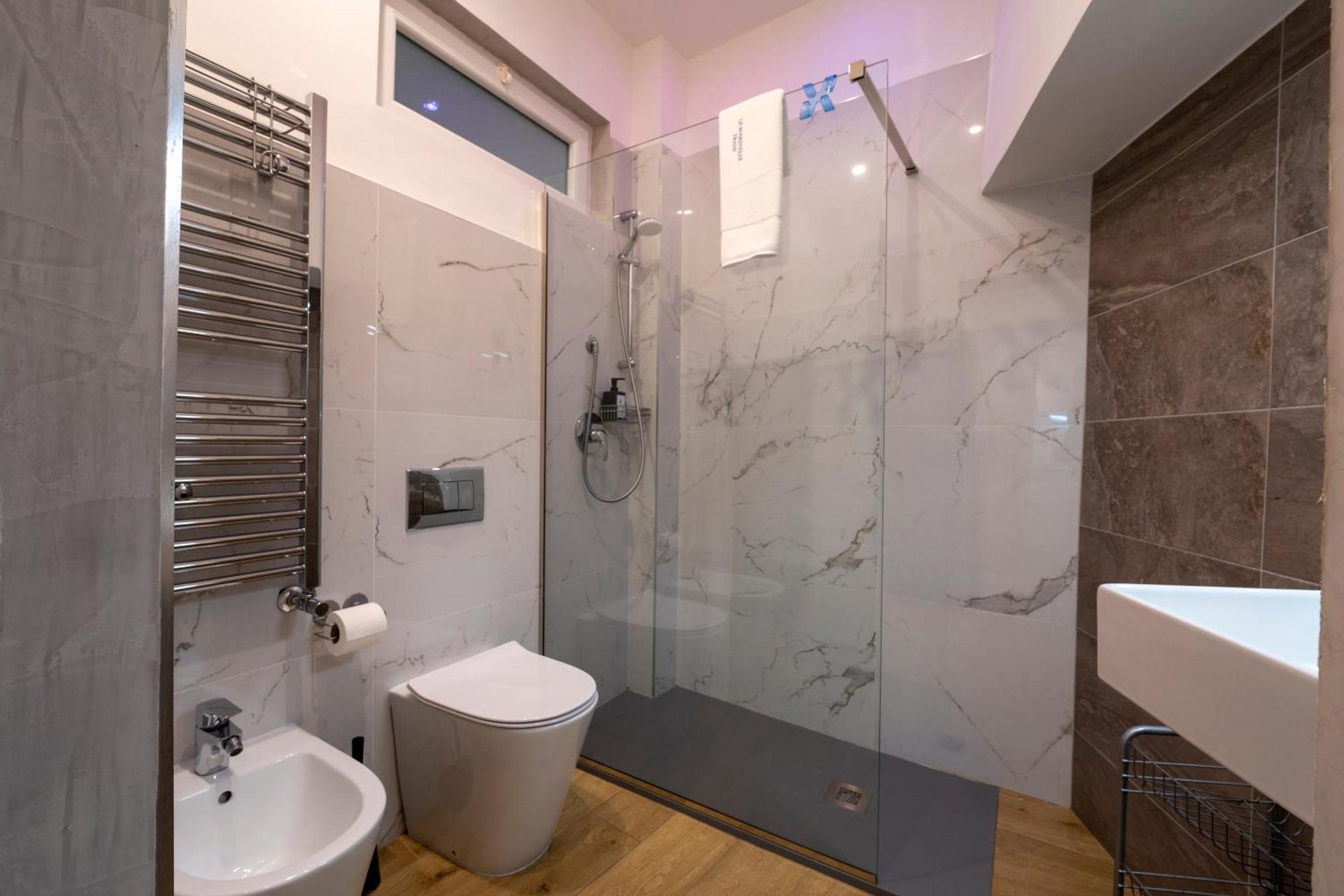 Vischi Apartment Trani By Le Marinelle Loc Turistica Exterior foto